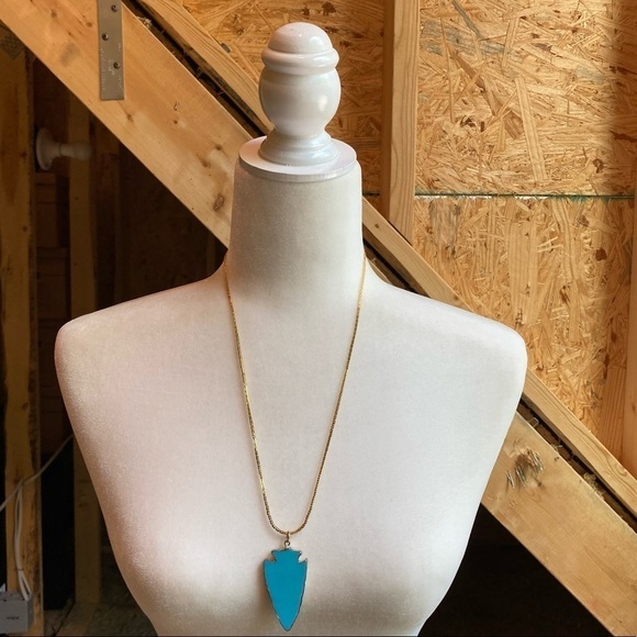 Faux Turquoise Arrow Head Gold Tone Chain Accents 24” Long boho southwestern - Picture 4 of 16